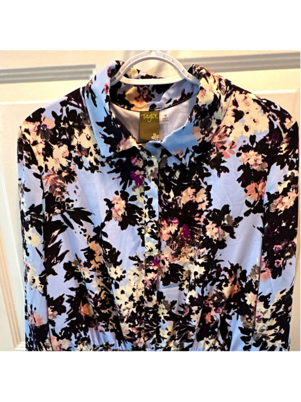 Taylor Womens Floral Dress Size 16 Midi Collared Long Sleeve Smocked